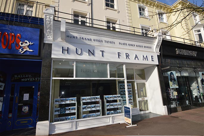 Hunt Frame